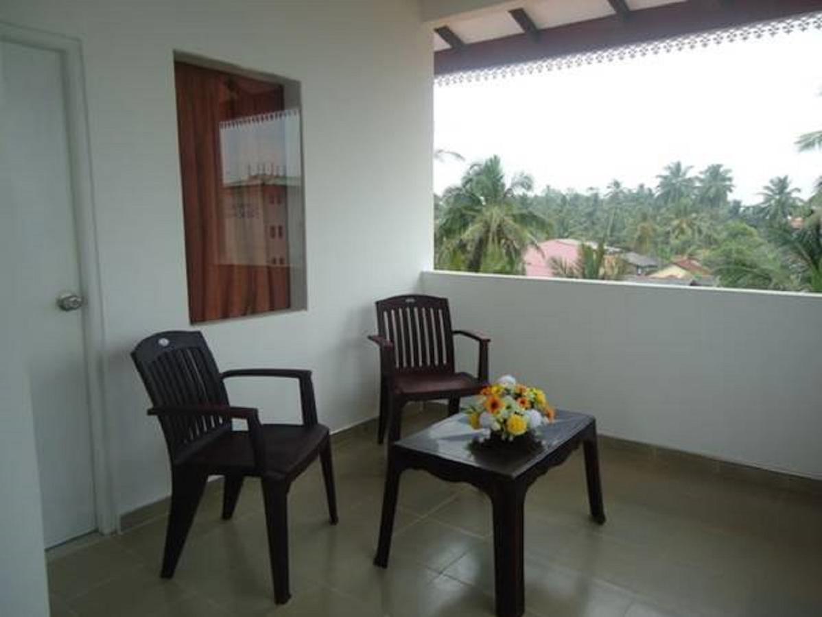 The Finz Hotel Hikkaduwa Exterior foto